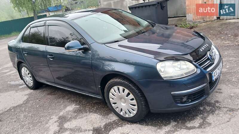 Седан Volkswagen Jetta 2006 в Сумах
