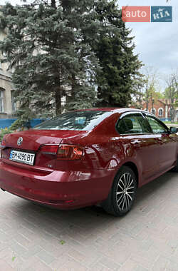 Седан Volkswagen Jetta 2016 в 