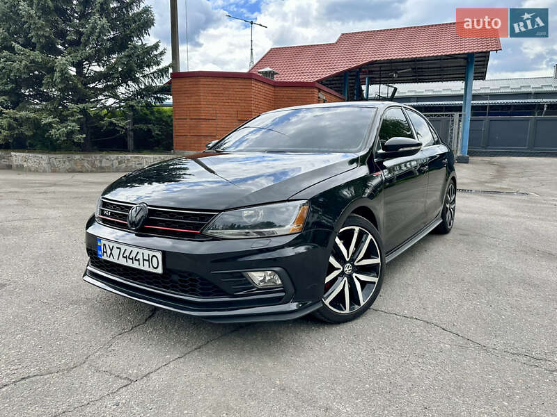 Седан Volkswagen Jetta 2017 в Харькове