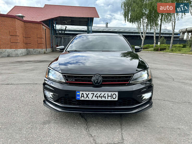Седан Volkswagen Jetta 2017 в Харькове
