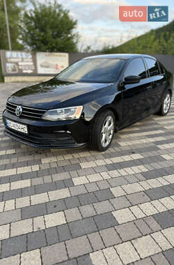 Седан Volkswagen Jetta 2016 в 