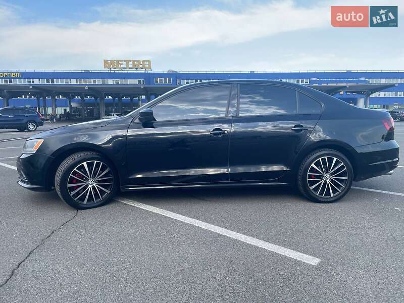 Седан Volkswagen Jetta 2016 в Києві