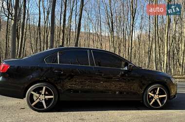 Седан Volkswagen Jetta 2012 в Долине
