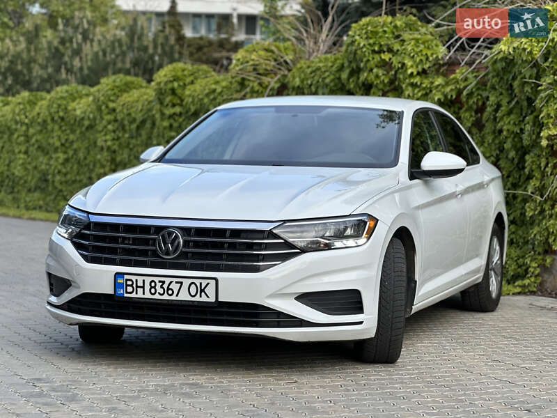 Volkswagen Jetta 2019