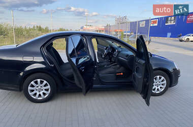 Седан Volkswagen Jetta 2006 в 