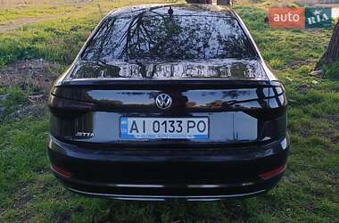 Седан Volkswagen Jetta 2019 в 