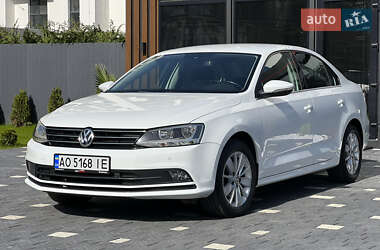 Седан Volkswagen Jetta 2016 в Ужгороде