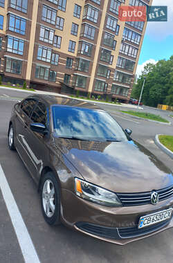 Седан Volkswagen Jetta 2013 в Чернігові