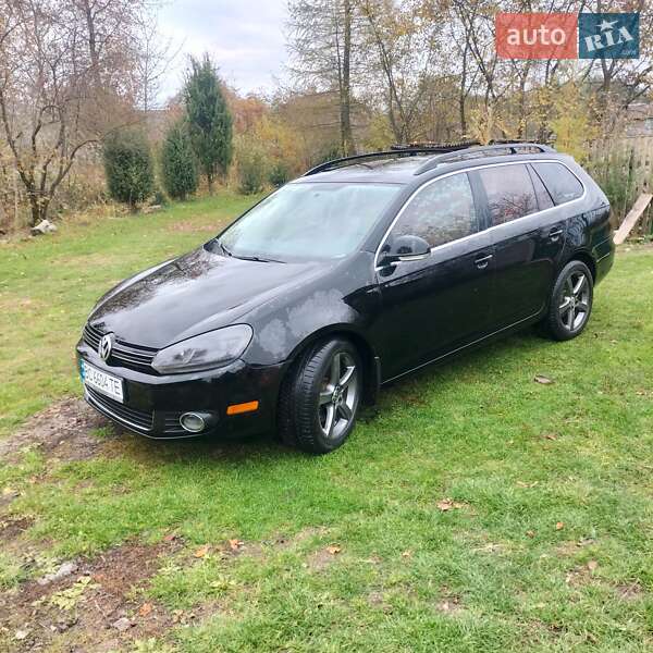 Універсал Volkswagen Jetta 2014 в Львові