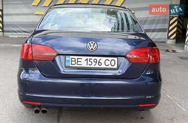 Седан Volkswagen Jetta 2013 в 