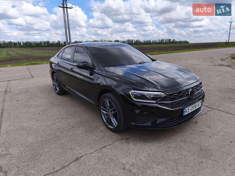 Седан Volkswagen Jetta 2018 в Долинській