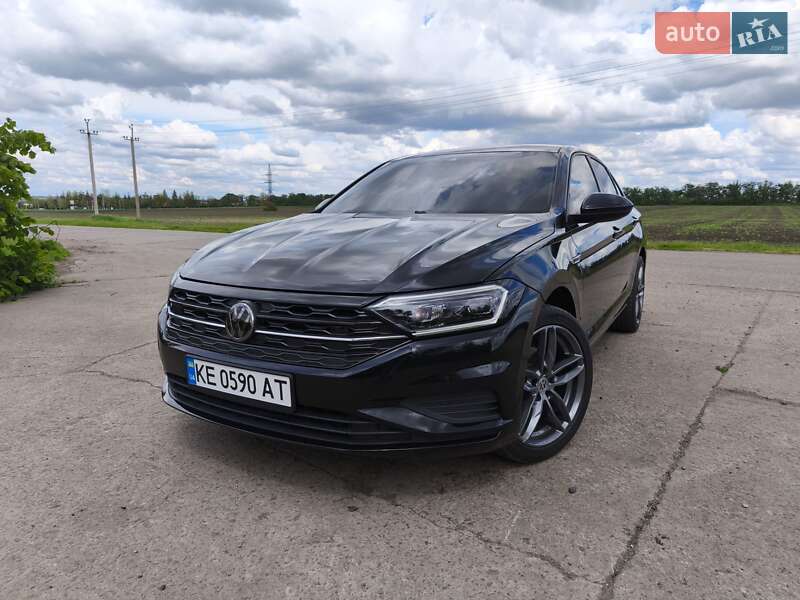 Седан Volkswagen Jetta 2018 в Долинській