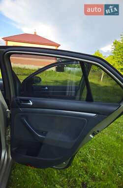 Седан Volkswagen Jetta 2008 в 