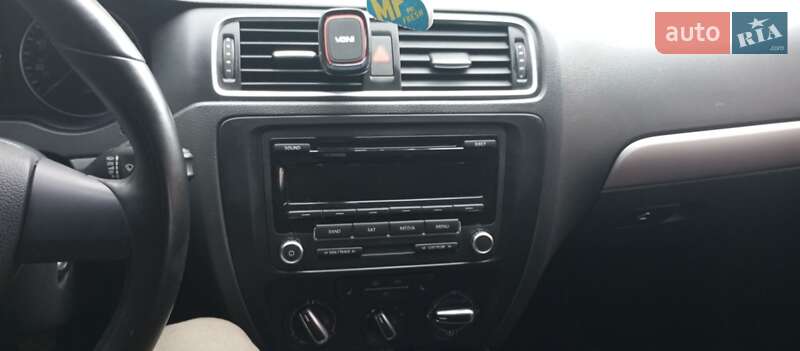 Седан Volkswagen Jetta 2012 в Виннице