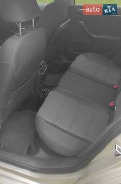 Універсал Volkswagen Jetta 2013 в 