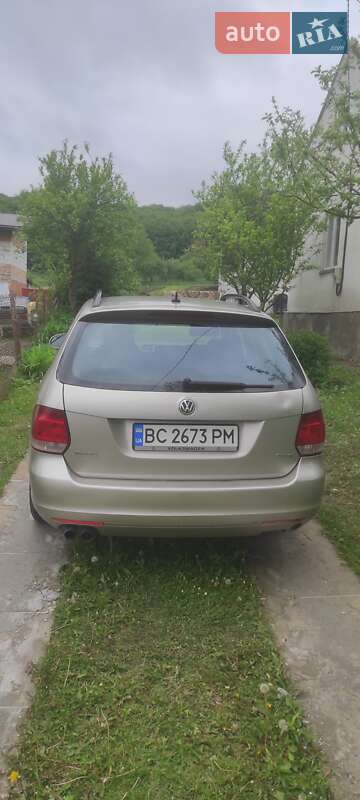 Универсал Volkswagen Jetta 2013 в Львове