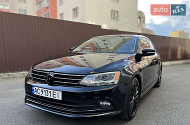 Седан Volkswagen Jetta 2015 в Києві