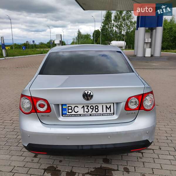 Седан Volkswagen Jetta 2007 в Стрые