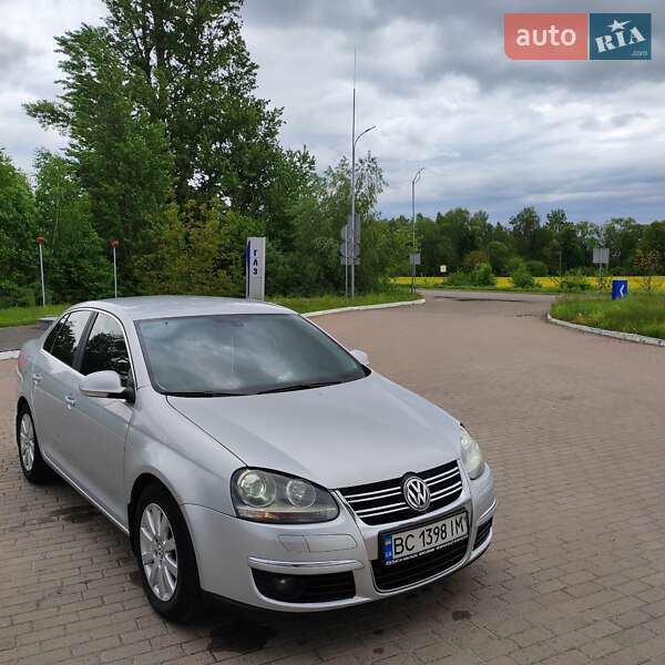 Седан Volkswagen Jetta 2007 в Стрые