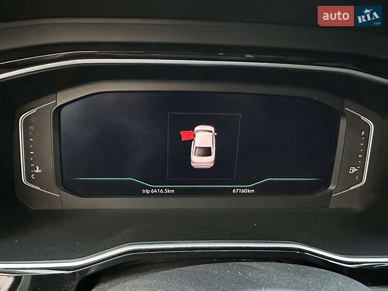 Седан Volkswagen Jetta 2020 в Львове