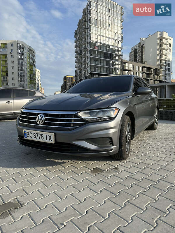 Volkswagen Jetta 2020