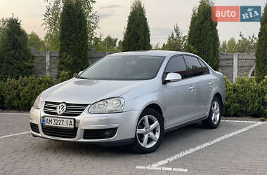 Седан Volkswagen Jetta 2007 в Олевске