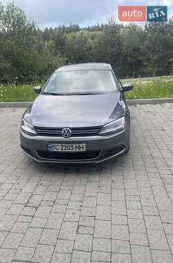 Седан Volkswagen Jetta 2014 в Львове