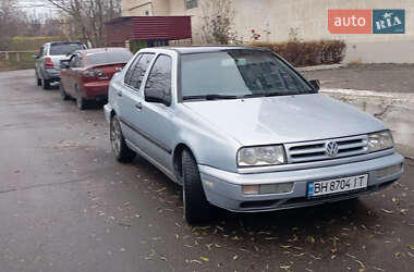 Седан Volkswagen Jetta 1994 в 