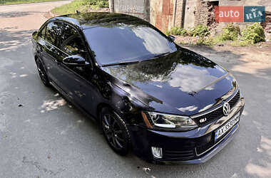 Седан Volkswagen Jetta 2013 в Харькове