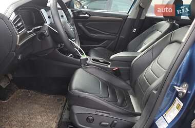Седан Volkswagen Jetta 2020 в 
