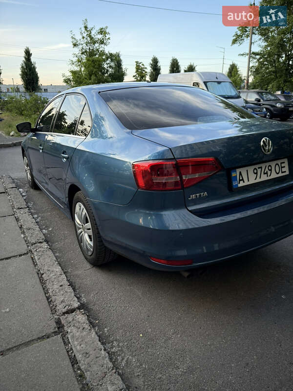 Седан Volkswagen Jetta 2016 в Киеве