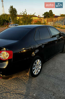 Седан Volkswagen Jetta 2009 в 
