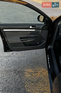 Седан Volkswagen Jetta 2009 в 