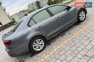 Седан Volkswagen Jetta 2013 в Новом Ярычеве