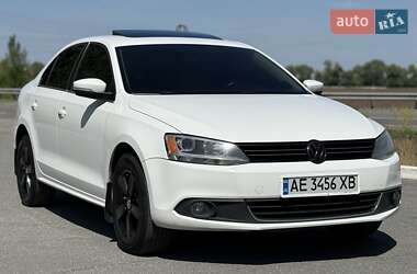 Седан Volkswagen Jetta 2012 в 