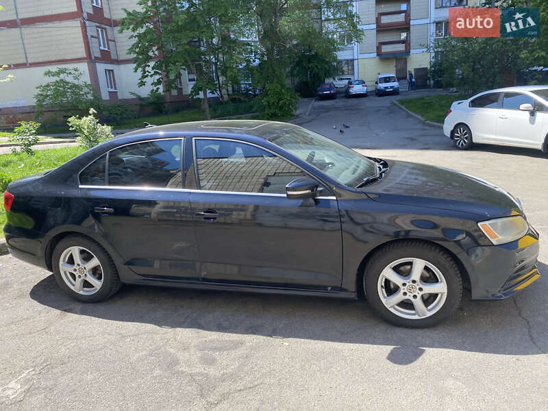 Седан Volkswagen Jetta 2014 в Києві