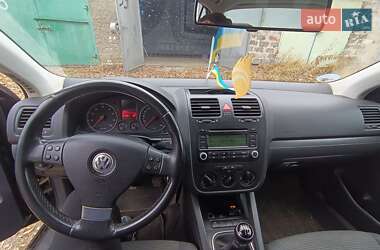 Седан Volkswagen Jetta 2005 в 