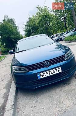 Седан Volkswagen Jetta 2013 в Львове