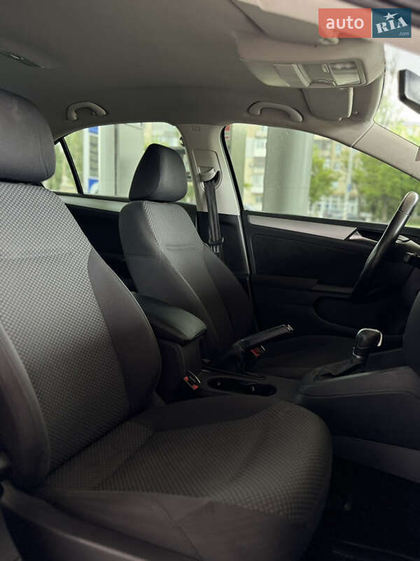 Седан Volkswagen Jetta 2012 в Николаеве