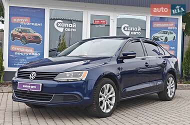 Седан Volkswagen Jetta 2013 в Львове