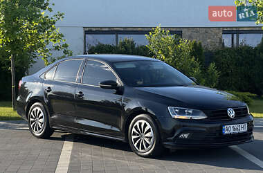 Седан Volkswagen Jetta 2015 в Мукачево