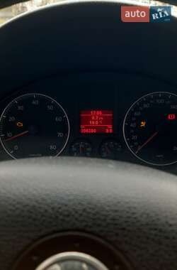Седан Volkswagen Jetta 2006 в 