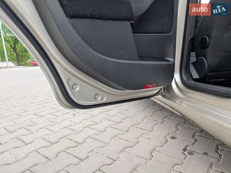 Универсал Volkswagen Jetta 2013 в Львове