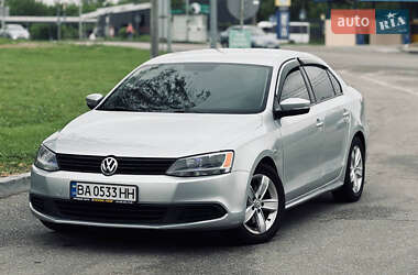 Седан Volkswagen Jetta 2014 в Полтаві