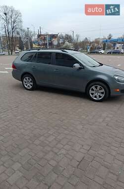 Универсал Volkswagen Jetta 2012 в 