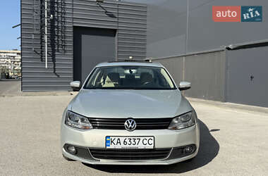 Седан Volkswagen Jetta 2011 в Киеве