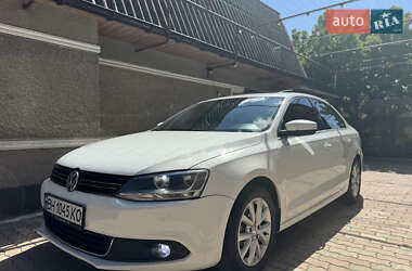 Седан Volkswagen Jetta 2014 в 