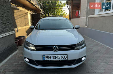 Седан Volkswagen Jetta 2014 в 