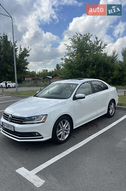 Седан Volkswagen Jetta 2016 в Києві