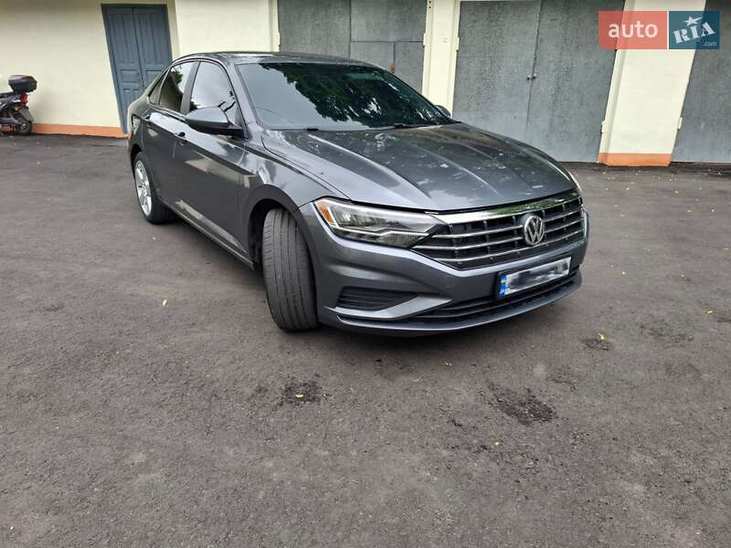 Седан Volkswagen Jetta 2019 в Виннице